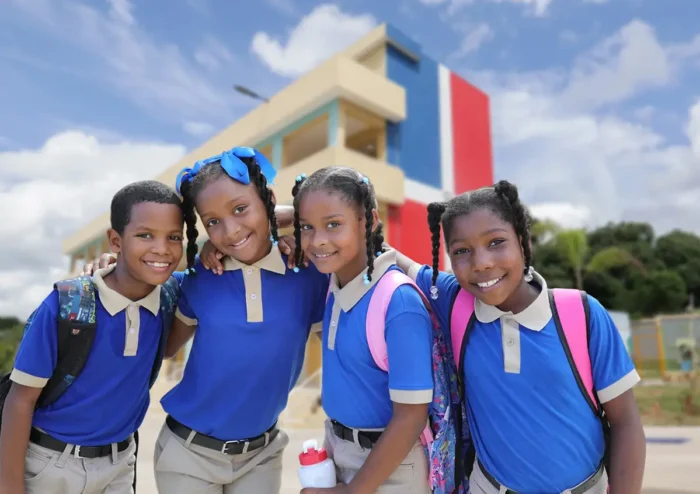 Educación y Capacitación